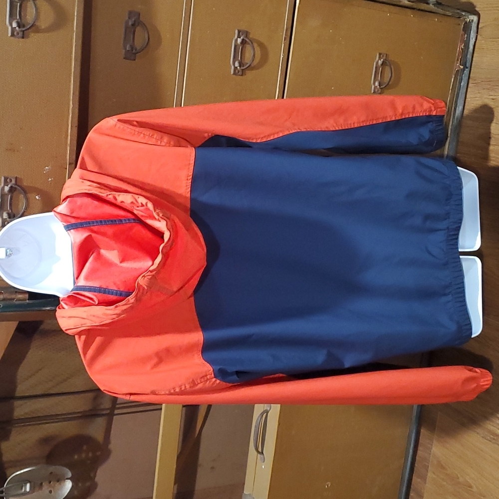 HOLLISTER windbreaker.    #4474 - Picture 5 of 7